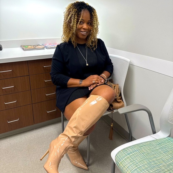 Meet your Posher, Marie - Picture 1 of 1